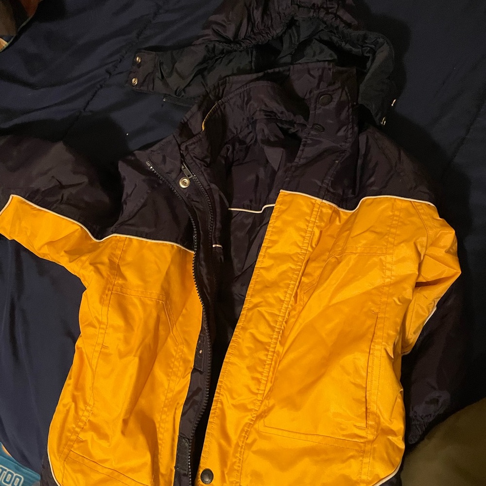 Bundle of size 5 jackets for winter vests and light jackets too